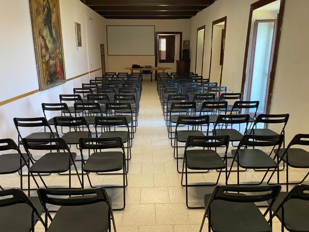 La Locanda Del Convento トロペーア エクステリア 写真