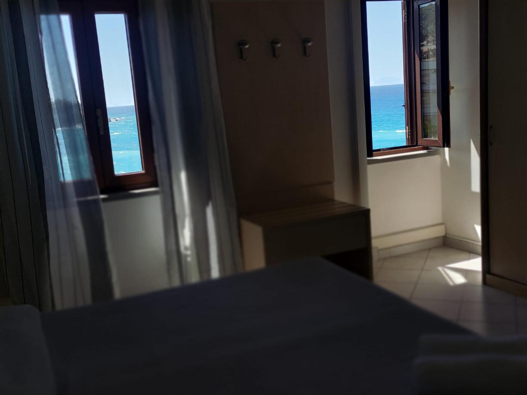 La Locanda Del Convento トロペーア エクステリア 写真